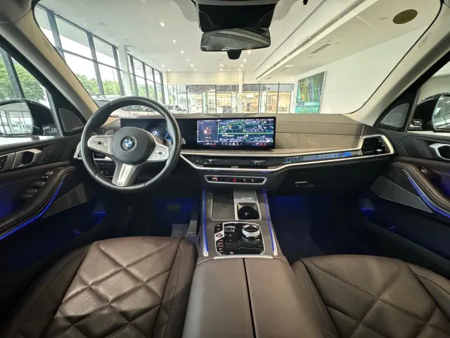 BMW X5 — Фото автомобиля 11
