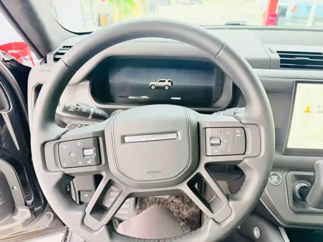 Land Rover Land Rover Defender 2025 90 3.0T P400 X-Dynamic HSE — Фото автомобиля 11