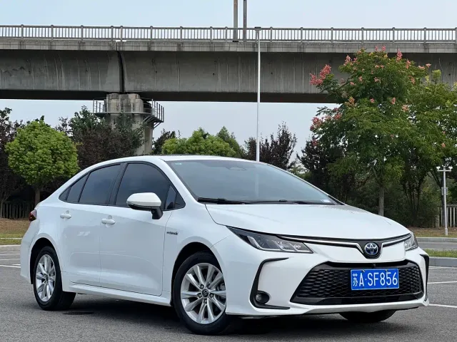Toyota Corolla — Фото автомобиля 3
