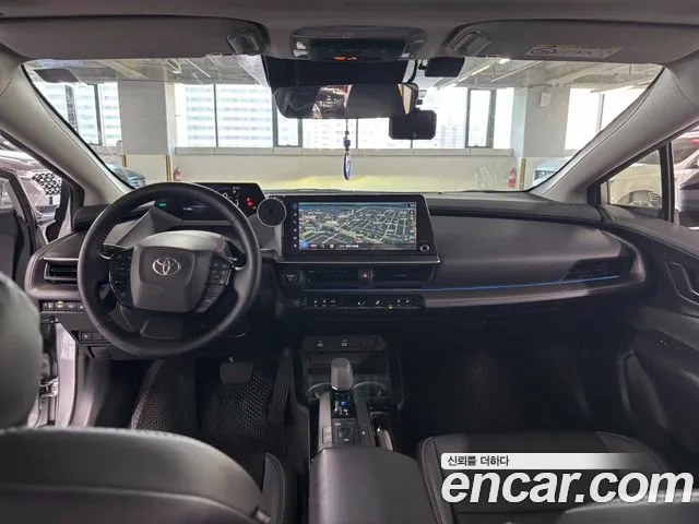 Toyota Prius 5th Gen — Фото автомобиля 6