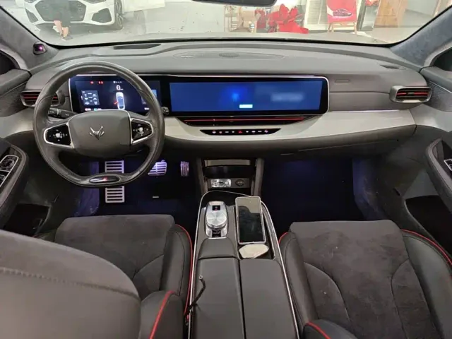 Arcfox Alpha S — Фото автомобиля 5