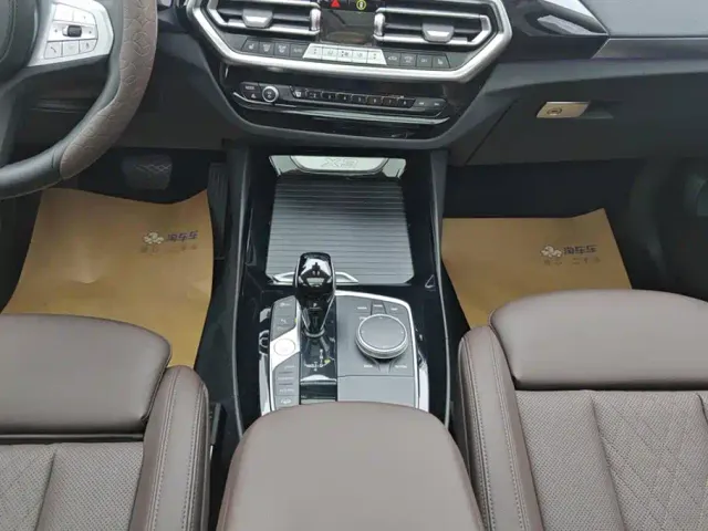 BMW X3 — Фото автомобиля 16