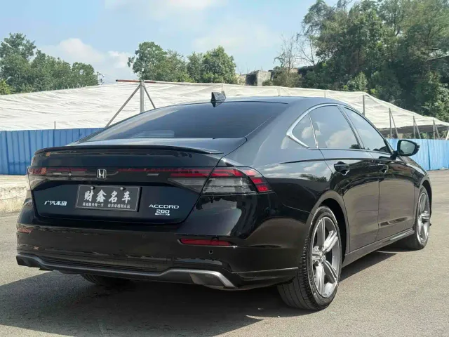 Honda Accord — Фото автомобиля 17