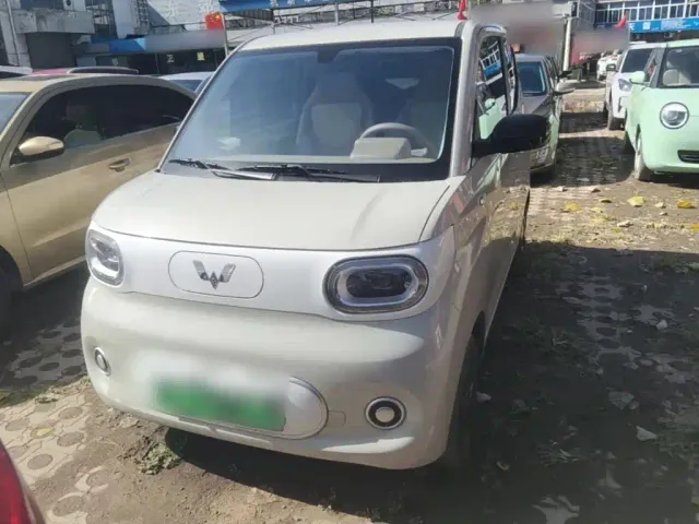 Wuling Hongguang Mini EV — Фото автомобиля 2