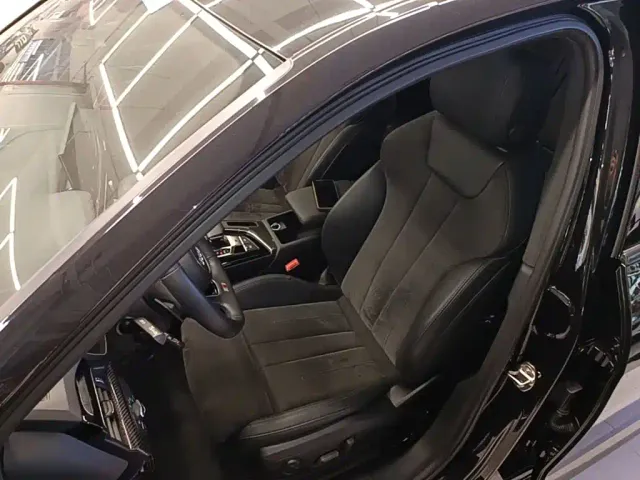 Audi A4L — Фото автомобиля 14