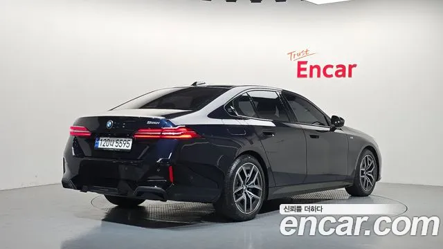 BMW 5 Series G60 — Фото автомобиля 2