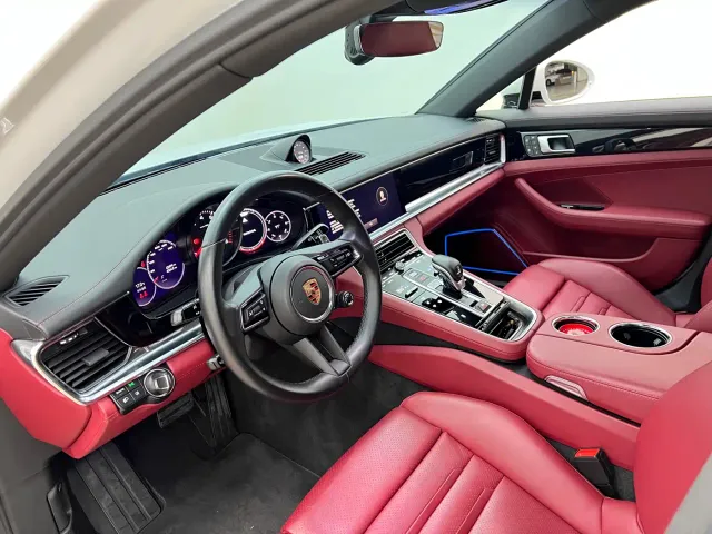 Porsche Panamera — Фото автомобиля 14