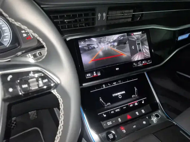 Audi A7L — Фото автомобиля 14