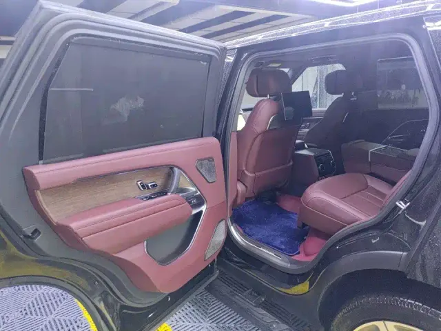 Land Rover Range Rover — Фото автомобиля 9