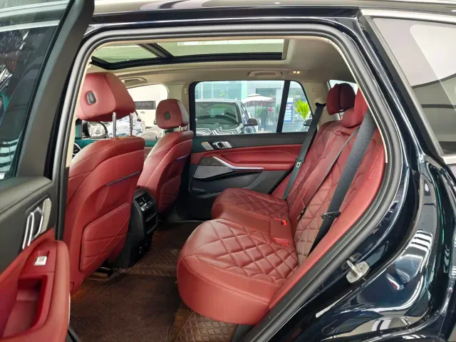 BMW X5 — Фото автомобиля 12