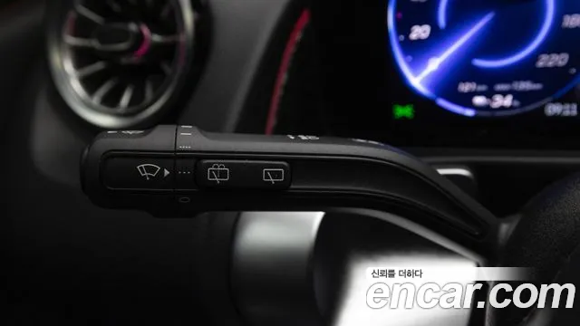 Mercedes-Benz EQB — Фото автомобиля 18