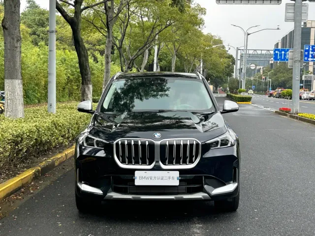 BMW X1 — Фото автомобиля 2