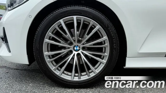 BMW 3-Series 3 серия (G20) 320i Luxury — Фото автомобиля 5