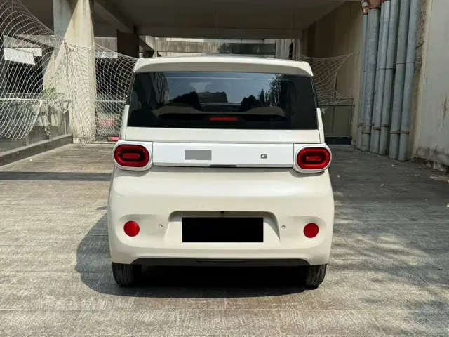 Wuling Hongguang Mini EV — Фото автомобиля 4