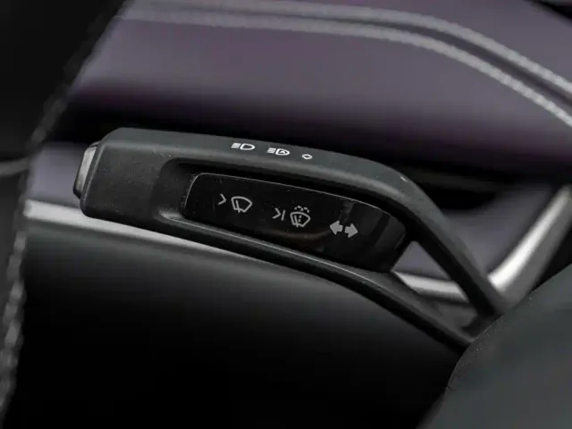 Xiaomi SU7 — Фото автомобиля 13