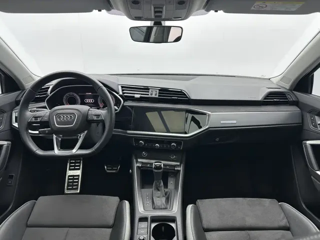 Audi Q3 — Фото автомобиля 7