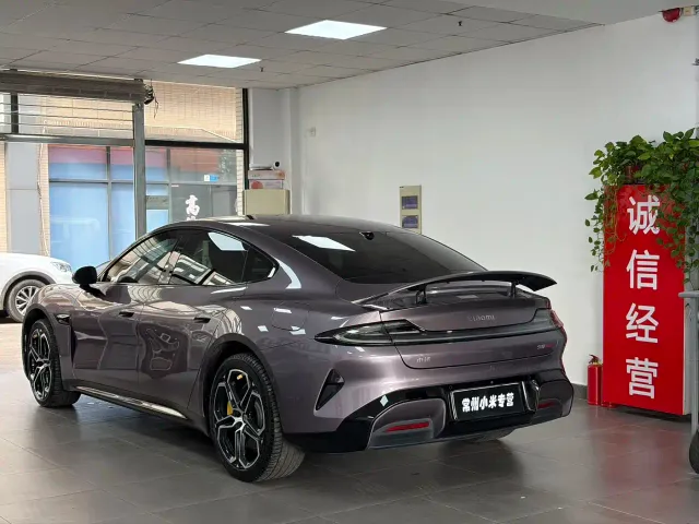 Xiaomi SU7 — Фото автомобиля 4