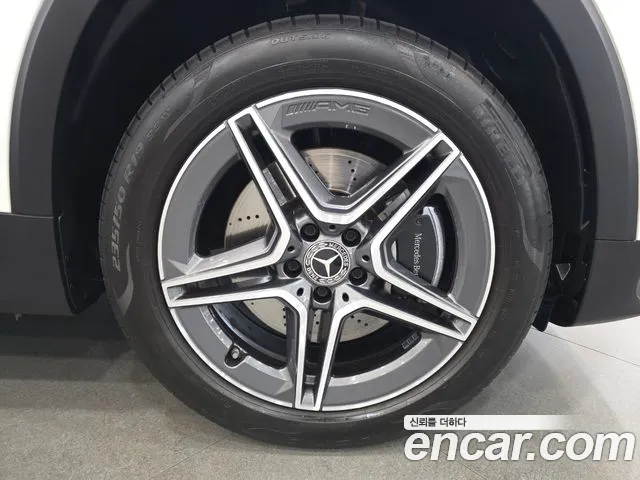 Mercedes-Benz GLB-Class — Фото автомобиля 5