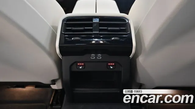 BMW 5 Series G60 — Фото автомобиля 17