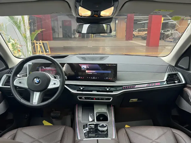 BMW X5 — Фото автомобиля 10