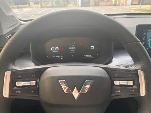 Wuling Asta — Фото автомобиля 10
