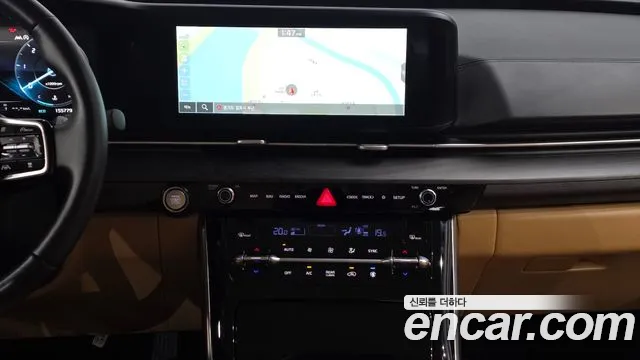 Kia Carnival Generation 4 — Фото автомобиля 13