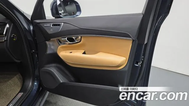 Volvo XC90 2nd Gen — Фото автомобиля 13