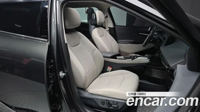 Kia EV6 — Фото автомобиля 9