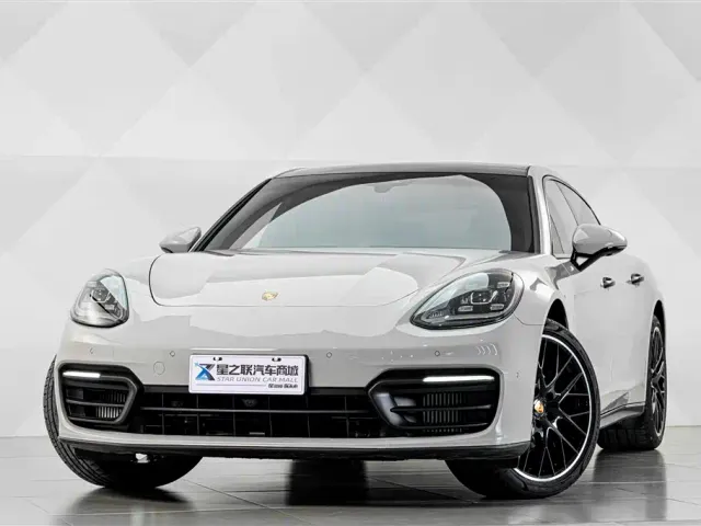 Porsche Panamera — Фото автомобиля 2