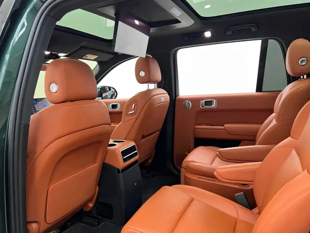 Li Auto L9 — Фото автомобиля 16