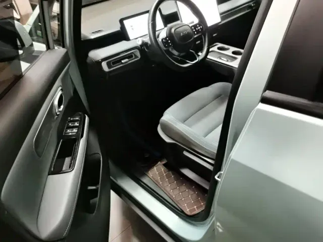 GAC Aion Y — Фото автомобиля 15