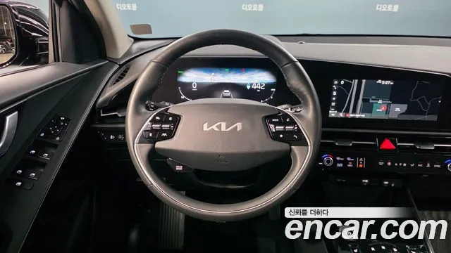 Kia Niro Niro (New) — Фото автомобиля 16