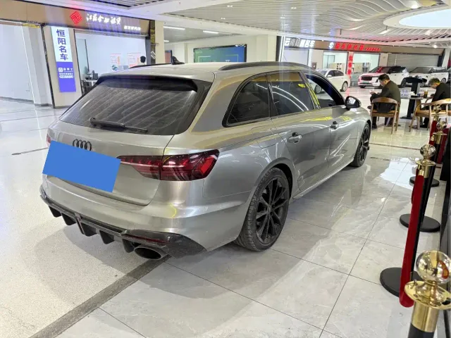 Audi S4 — Фото автомобиля 3