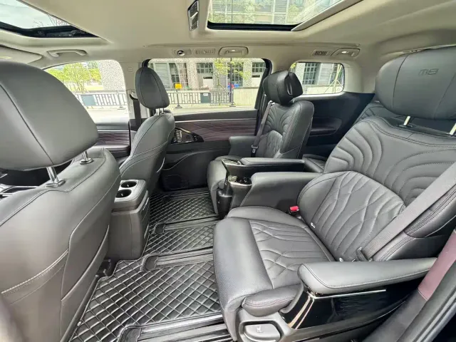 GAC Trumpchi M8 — Фото автомобиля 6