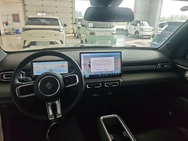 Baojun Yep Plus — Фото автомобиля 9