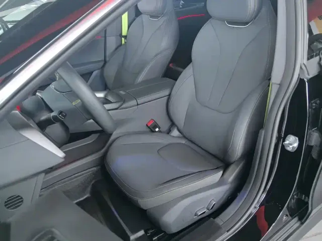 ARCFOX Arcfox Alpha S5 2024 560MAX 185kW — Фото автомобиля 14