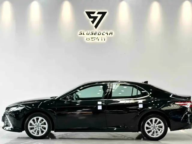 Toyota Camry — Фото автомобиля 7