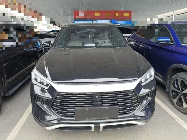 BYD Song Pro — Фото автомобиля 2