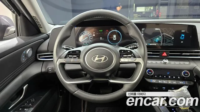 Hyundai Avante CN7 — Фото автомобиля 13