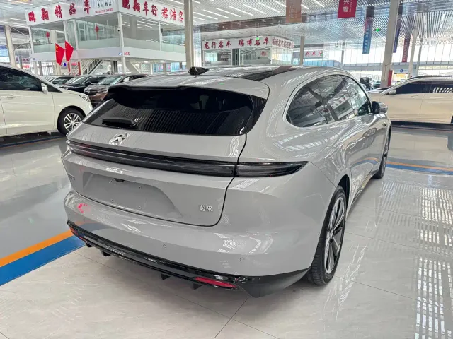Nio ET5 Touring — Фото автомобиля 5