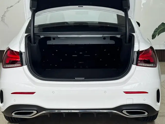 Mercedes-Benz A-Class — Фото автомобиля 22