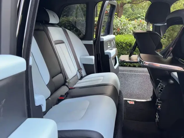 Rolls-Royce Cullinan — Фото автомобиля 7