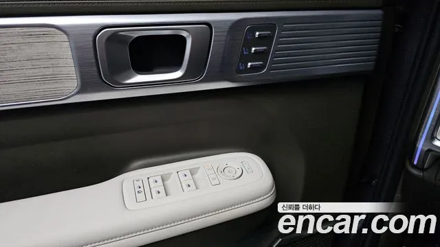 Hyundai Santafe Santa Fe (MX5) Бензин 2.5T 4WD — Фото автомобиля 24