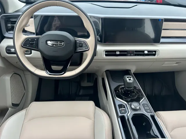 Geely ICON — Фото автомобиля 9