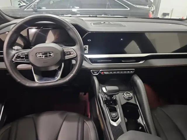 Geely Xingyue L — Фото автомобиля 12