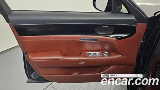 Genesis G90 Бензин 3.5 Turbo 2WD — Фото автомобиля 23
