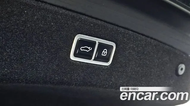 Genesis G90 Бензин 3.5 турбо AWD — Фото автомобиля 16