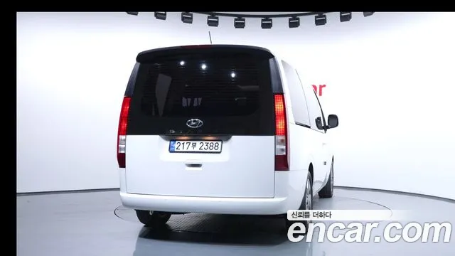 Hyundai Staria Staria 4WD Tourer 9 мест — Фото автомобиля 4
