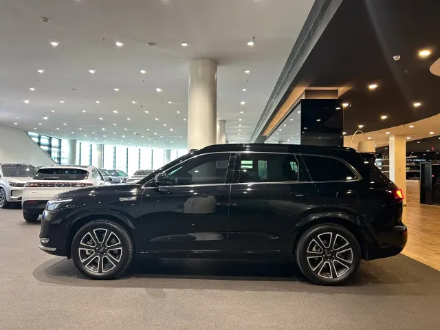 Aito M7 — Фото автомобиля 5