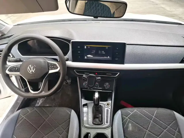 Volkswagen Lavida — Фото автомобиля 6